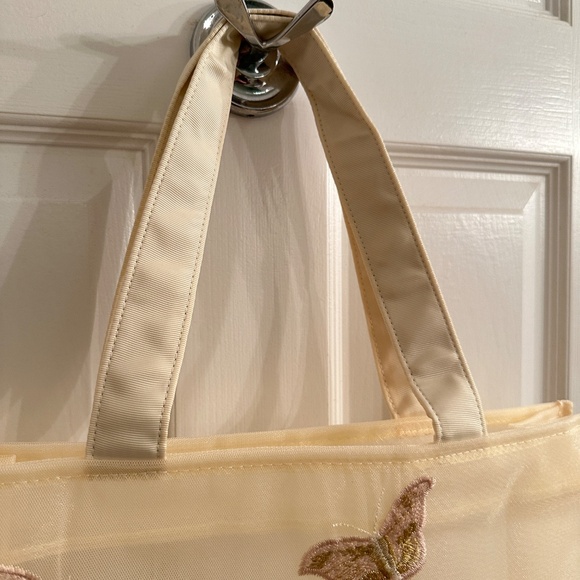 New Dior VIP gift Floral Embroidered Tote Bag - Picture 3 of 8